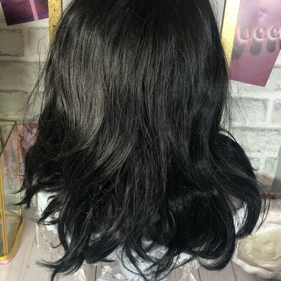 Dark Brown/Black Long Wavy Synthetic Wig W/No bangs - New, never worn - Picture 5 of 5